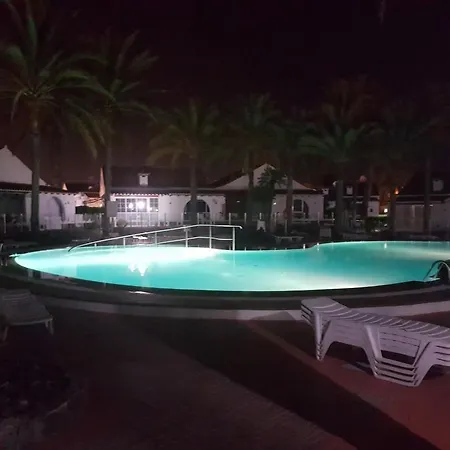 Bungalow Palmtrees San Bartolomé